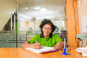 ADMINISTRATIVE ASSISTANT