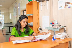 ADMINISTRATIVE ASSISTANT